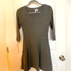H&M Grey Fit and Flare 3/4 Sleeve Dress